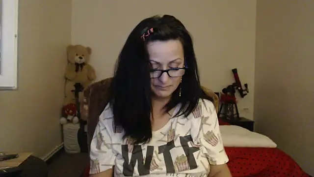 Snapshot of YourDreamLoverr chatting on 01/17/25, 01:25 YourDreamLoverr online show from 01/17/25, 01:25