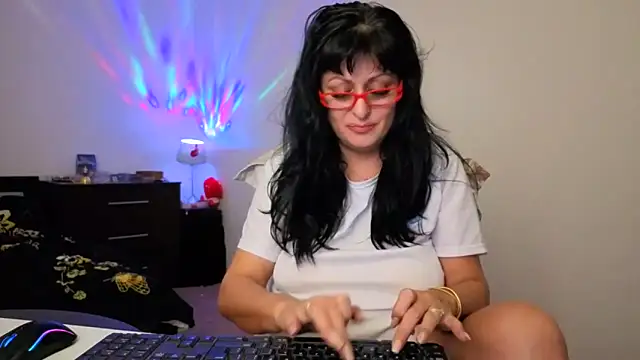 YourDreamLoverr online show from 01/05/26, 11:30