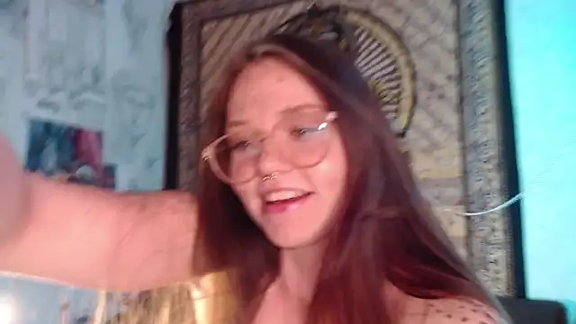 Snapshot of cranberry_hot chatting on 03/16/25, 06:53 cranberry hot online show from 03/16/25, 06:53