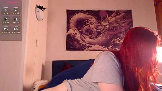 Snapshot of VanessaLincum chatting on 09/23/25, 06:27 VanessaLincum online show from 09/23/25, 06:27