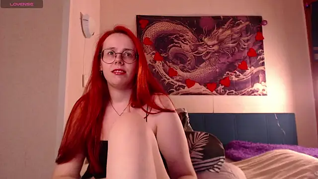 Snapshot of VanessaLincum chatting on 06/04/26, 08:42 VanessaLincum online show from 06/04/26, 08:42