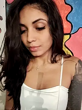 Snapshot of Anifer chatting on 01/17/25, 09:28 Anifer online show from 01/17/25, 09:28