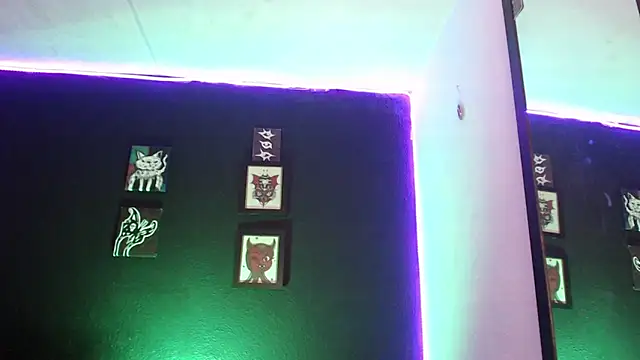 Snapshot of niakat_ chatting on 12/04/24, 04:38 niakat  online show from 12/04/24, 04:38