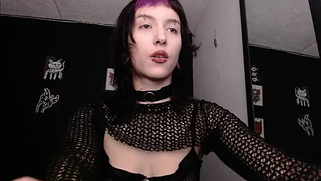 Snapshot of niakat_ chatting on 12/09/24, 11:56 niakat  online show from 12/09/24, 11:56