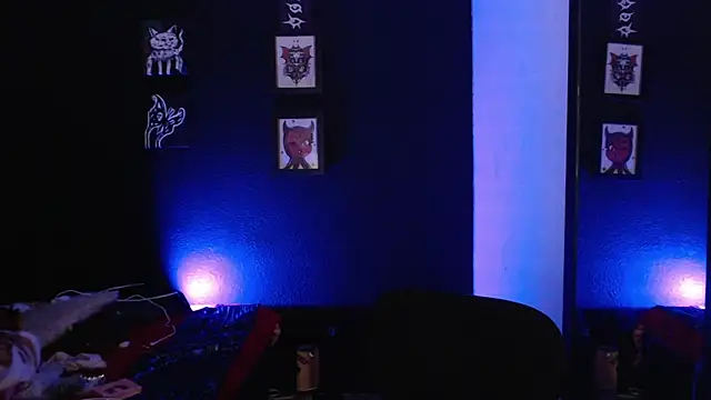 Snapshot of niakat_ chatting on 12/11/24, 05:43 niakat  online show from 12/11/24, 05:43