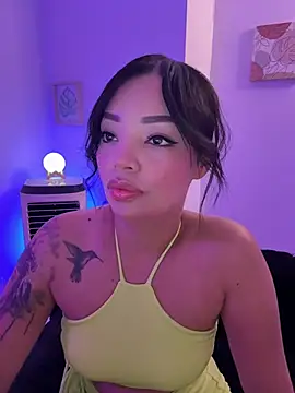 Sara LipsX online show from 02/08/26, 01:31