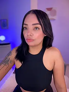 Snapshot of Sara_LipsX chatting on 05/14/26, 01:12 Sara LipsX online show from 05/14/26, 01:12