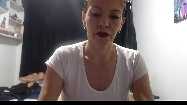 electra-mommy online show from 03/21/26, 10:53