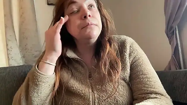 cumwithmee3 online show from 10/28/25, 11:03