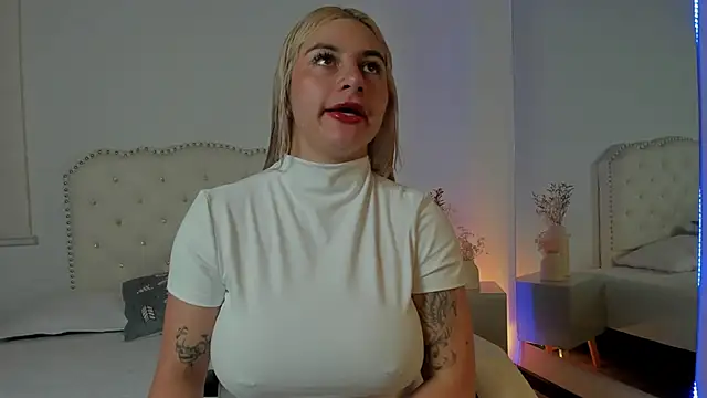 AtheneaRossi online show from 10/03/25, 07:00