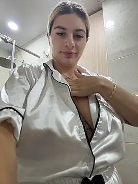 AtheneaRossi online show from 03/31/26, 08:59