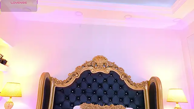 AdelinaVans online show from 02/13/26, 11:28