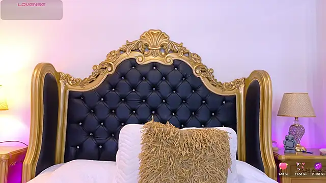 AdelinaVans online show from 04/14/26, 11:27