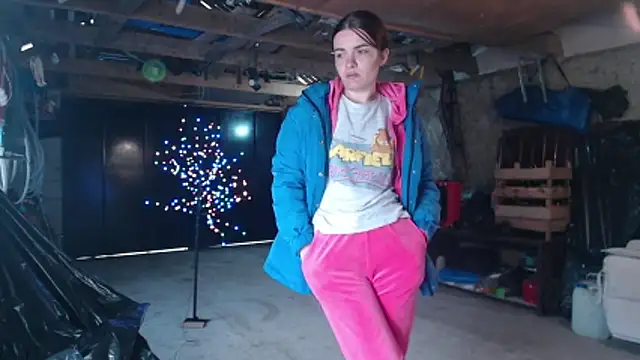  JustmeHere  online show from 12/05/25, 12:47