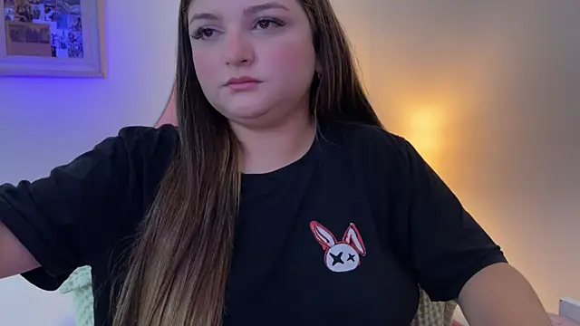 SweetPaige  online show from 12/04/25, 04:05