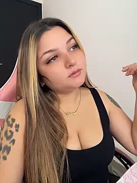 SweetPaige  online show from 05/26/26, 12:12
