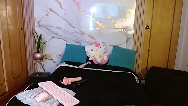 kittycatw online show from 03/20/26, 03:33