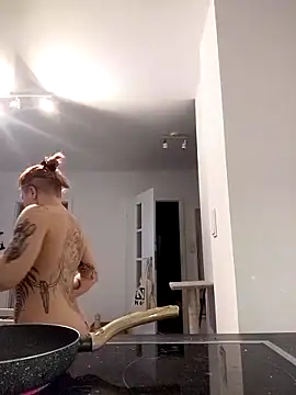 divine eve online show from 04/04/26, 12:57