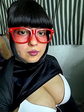 Derry Cooper online show from 01/07/26, 01:41