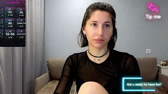 Snapshot of marrycolins chatting on 12/02/24, 02:09 marrycolins online show from 12/02/24, 02:09