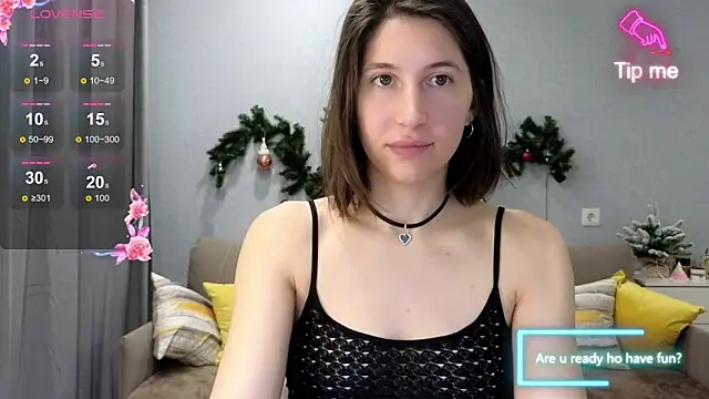 Snapshot of marrycolins chatting on 01/08/25, 02:25 marrycolins online show from 01/08/25, 02:25