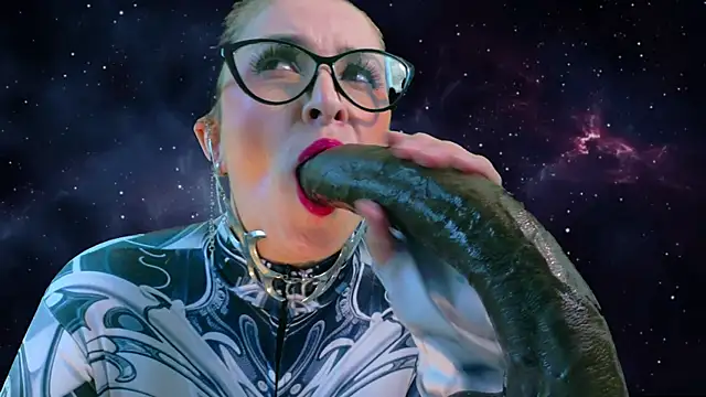 helenas fantasy online show from 04/15/26, 06:31