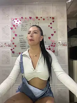 Alanna atm  online show from 01/18/25, 08:09