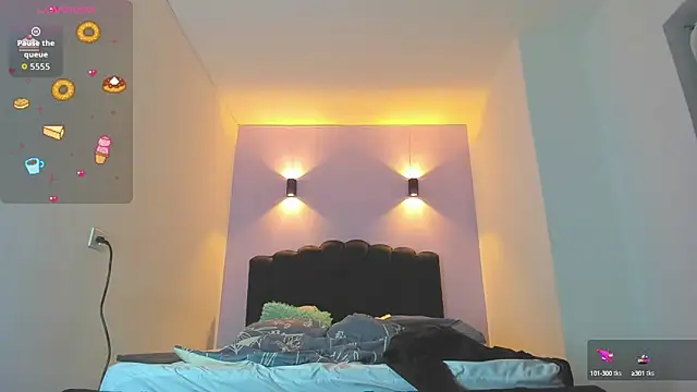 Sofia Clauss  online show from 10/03/25, 06:32