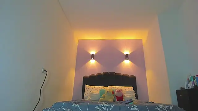 Sofia Clauss  online show from 02/27/26, 04:12