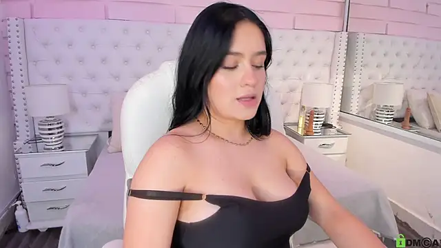 Yaaky  online show from 02/07/25, 06:45