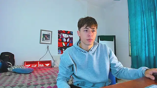 Snapshot of AlessandroDybala chatting on 04/26/26, 12:14 AlessandroDybala online show from 04/26/26, 12:14