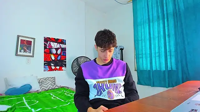 Snapshot of AlessandroDybala chatting on 05/24/26, 12:32 AlessandroDybala online show from 05/24/26, 12:32