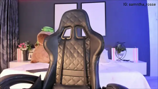 Leyli Doll online show from 10/02/25, 08:38