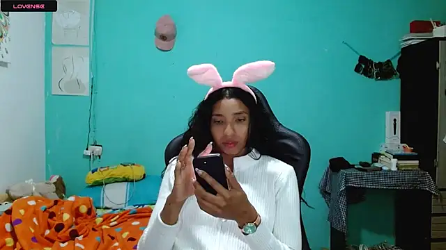 sensitive brunette online show from 02/23/26, 04:10