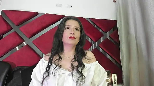 Kendra-Foxxy online show from 04/18/26, 12:14