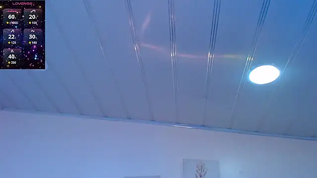 Snapshot of candy_lux_ chatting on 05/29/26, 02:48 candy lux online show from 05/29/26, 02:48