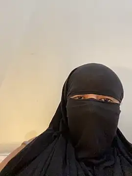 Barbyxhot online show from 02/15/26, 04:25