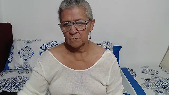 candy mature  online show from 04/20/26, 11:17