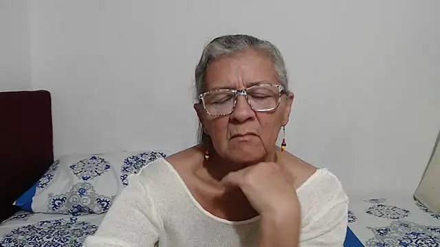 candy mature  online show from 04/21/26, 09:26