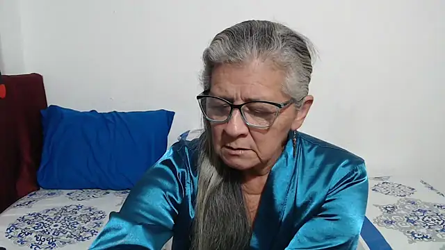 Snapshot of candy_mature_ chatting on 05/05/26, 11:02 candy mature online show from 05/05/26, 11:02