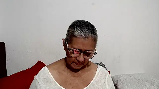 Snapshot of candy_mature_ chatting on 05/24/26, 12:37 candy mature online show from 05/24/26, 12:37