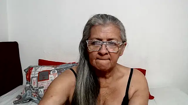 Snapshot of candy_mature_ chatting on 06/01/26, 12:12 candy mature online show from 06/01/26, 12:12