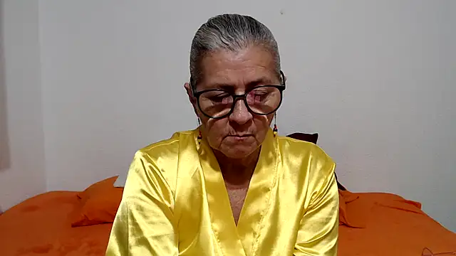 Snapshot of candy_mature_ chatting on 07/15/26, 11:21 candy mature online show from 07/15/26, 11:21