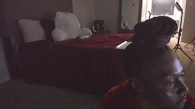 yiauana online show from 02/03/26, 01:05