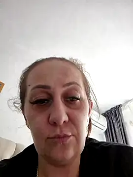 AvaLloyd online show from 03/11/25, 12:39