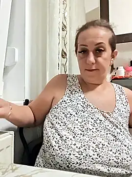 AvaLloyd online show from 09/22/25, 01:18