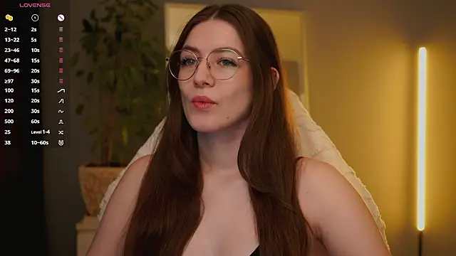 Ester Hill online show from 02/13/26, 02:51