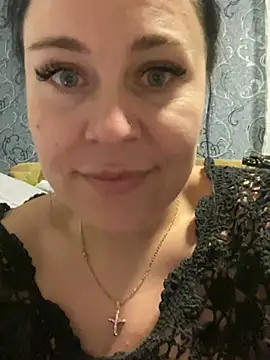 Snapshot of CuteNata chatting on 12/14/24, 02:53 CuteNata online show from 12/14/24, 02:53