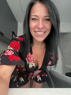 Snapshot of CuteNata chatting on 10/03/25, 11:40 CuteNata online show from 10/03/25, 11:40