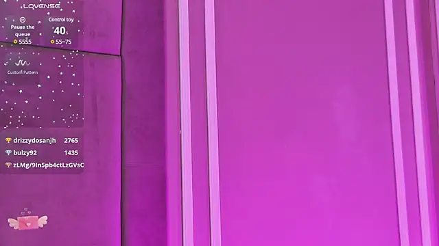 EmilyColle  online show from 02/10/25, 08:09